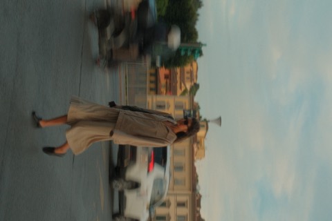 Travel, frame 18