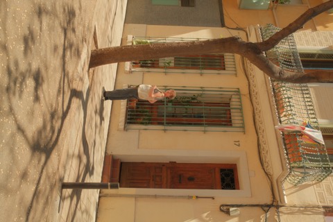 Travel, frame 28