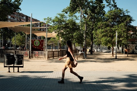 Travel, frame 21